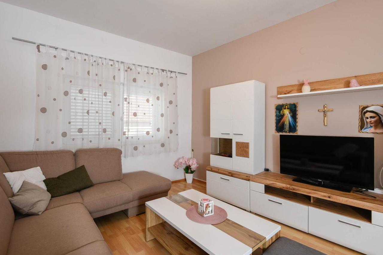 Apartments Karla Orebić Zewnętrze zdjęcie