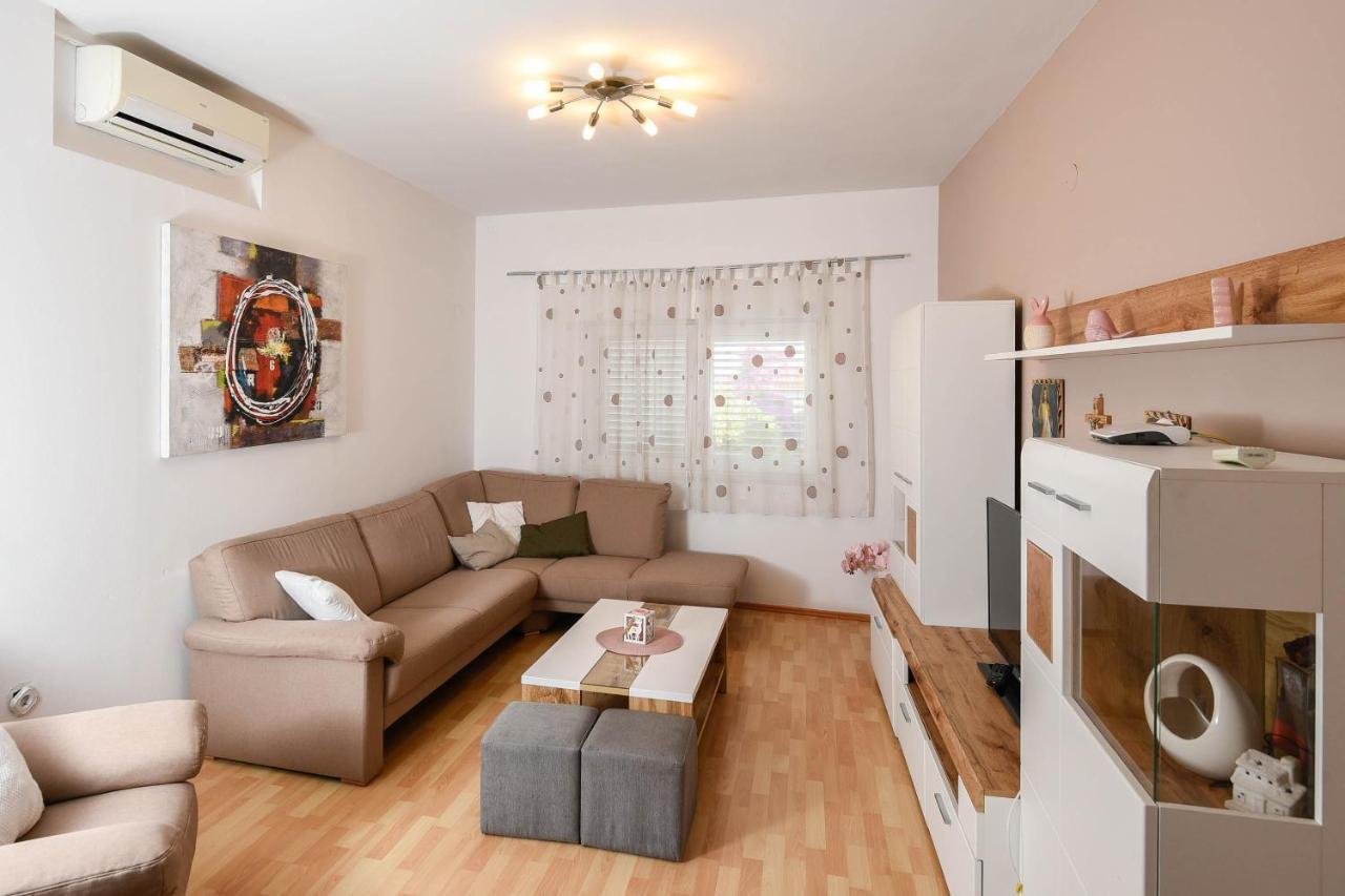 Apartments Karla Orebić Zewnętrze zdjęcie
