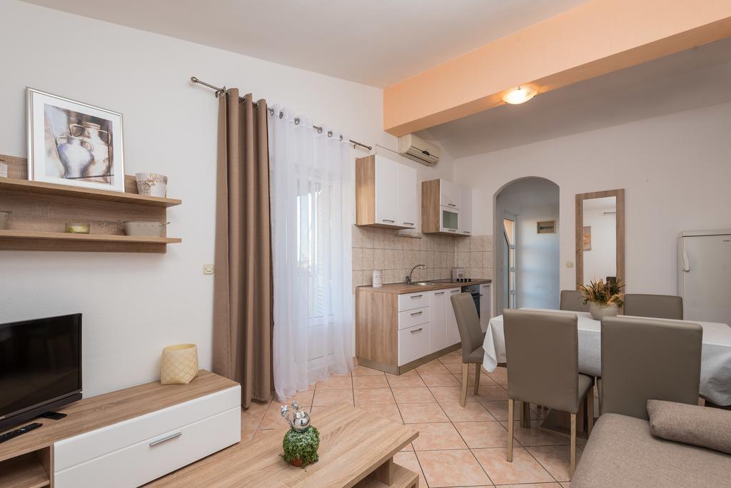 Apartments Karla Orebić Zewnętrze zdjęcie
